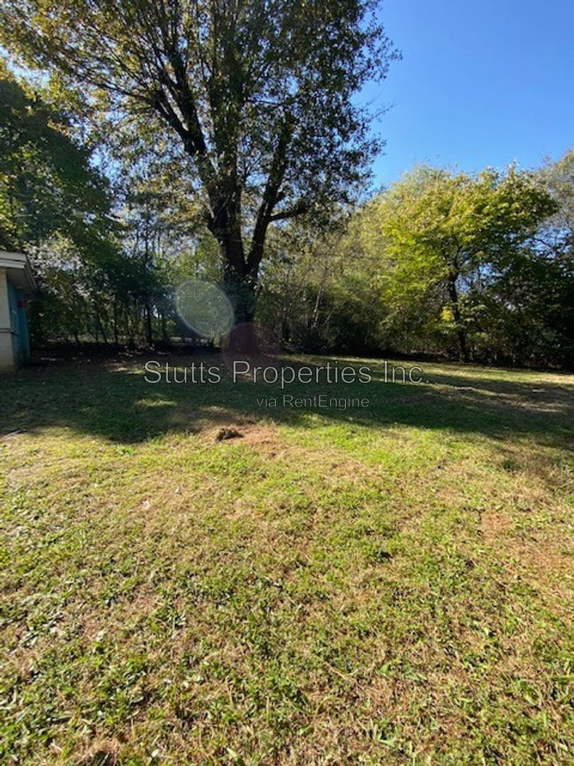 Gallery Image 13