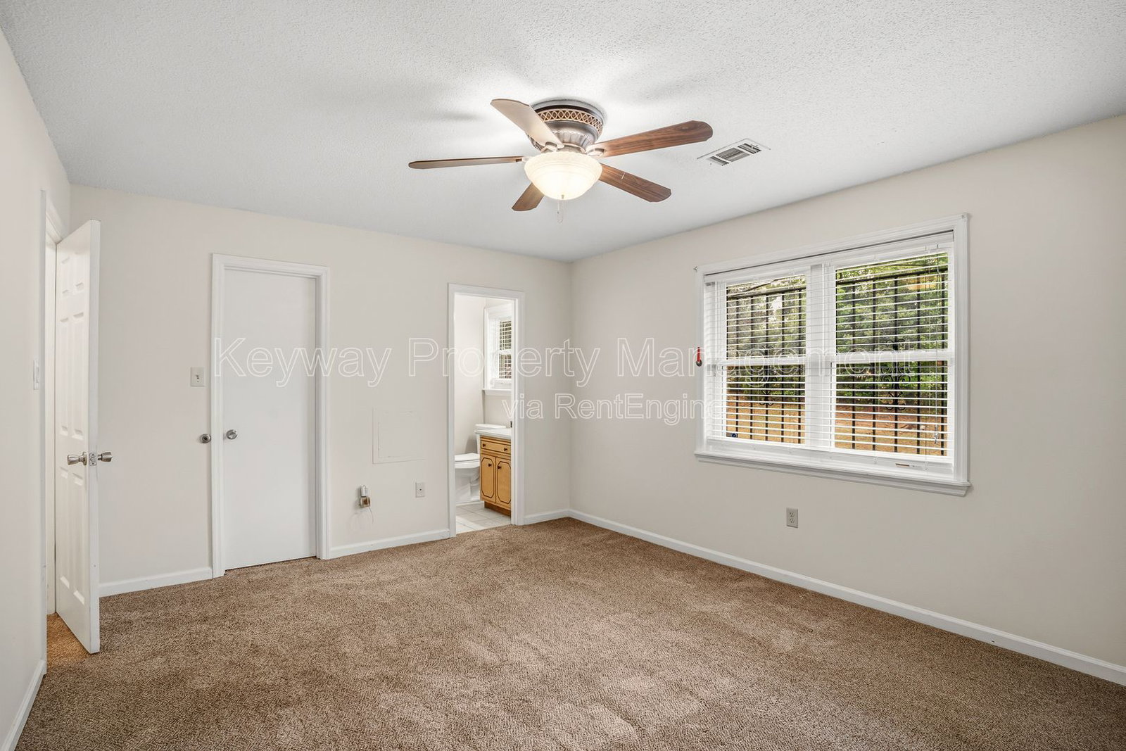 Gallery Image 19