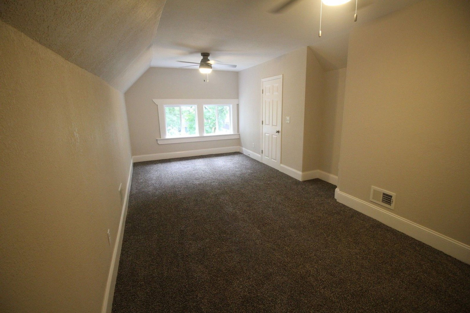 Gallery Image 30