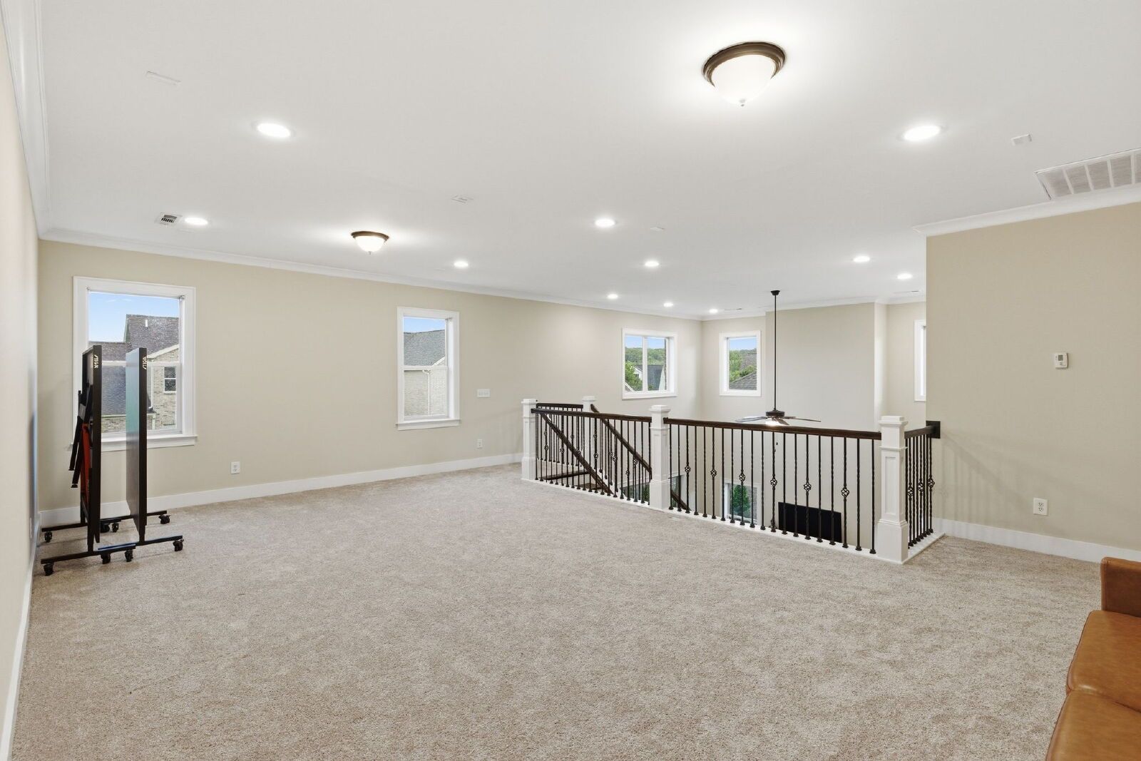 Gallery Image 33