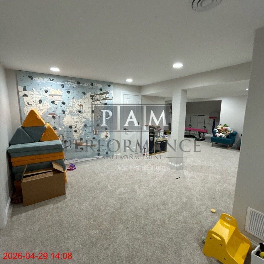 Gallery Image 37