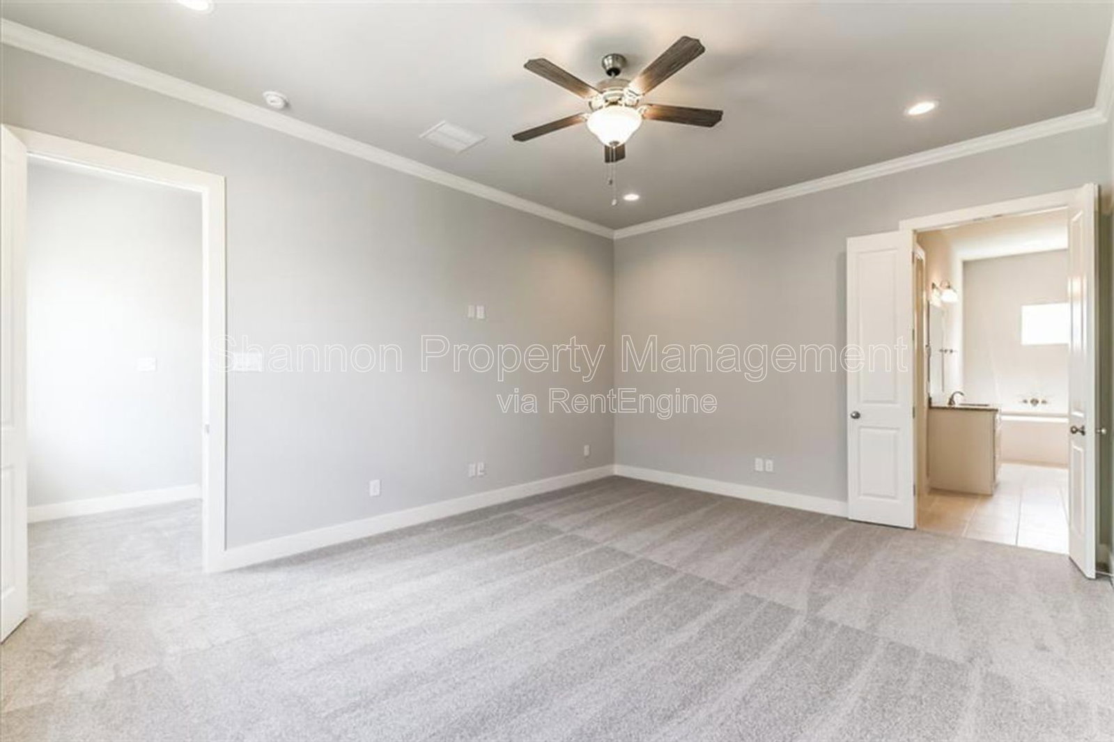 Gallery Image 19