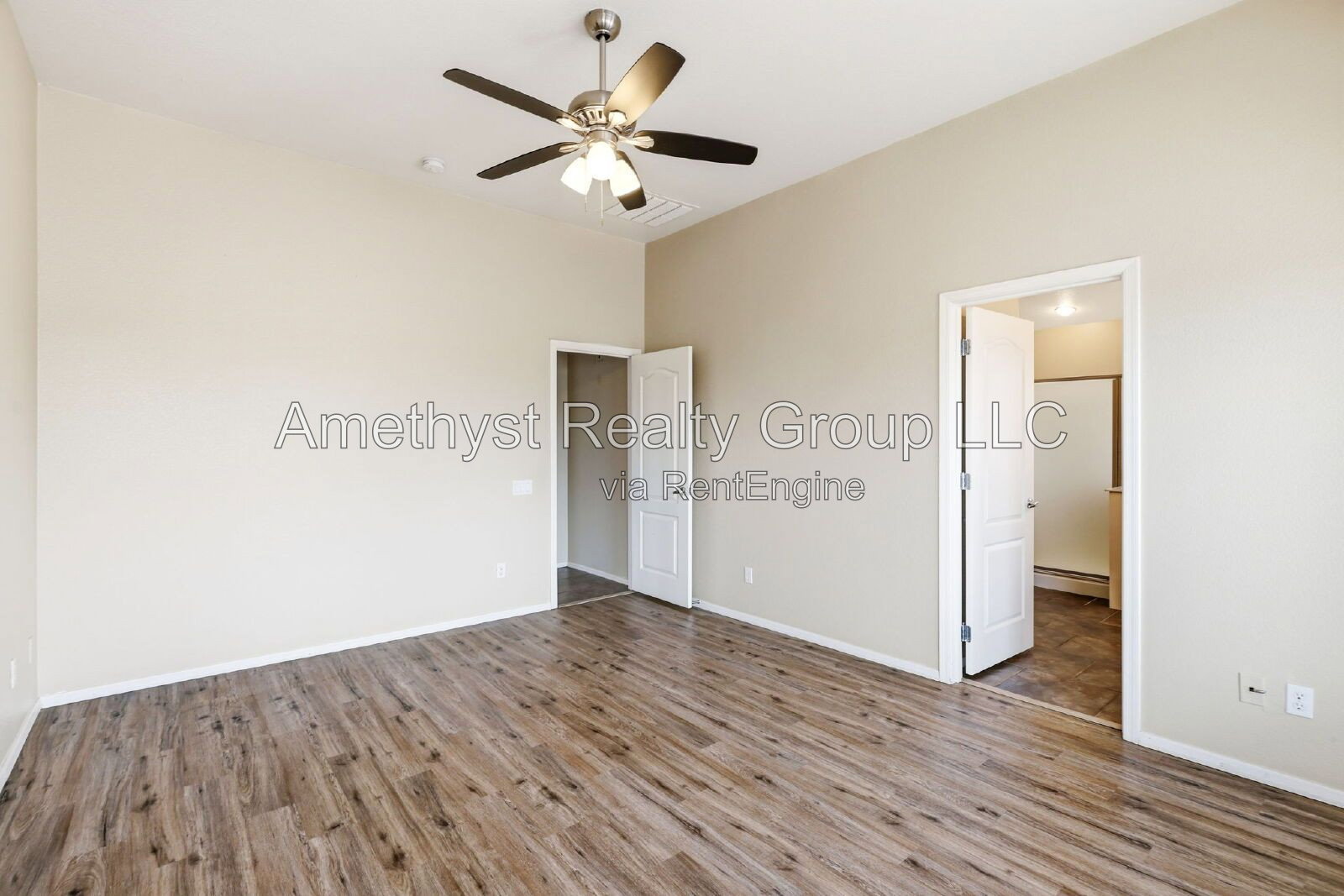 Gallery Image 34