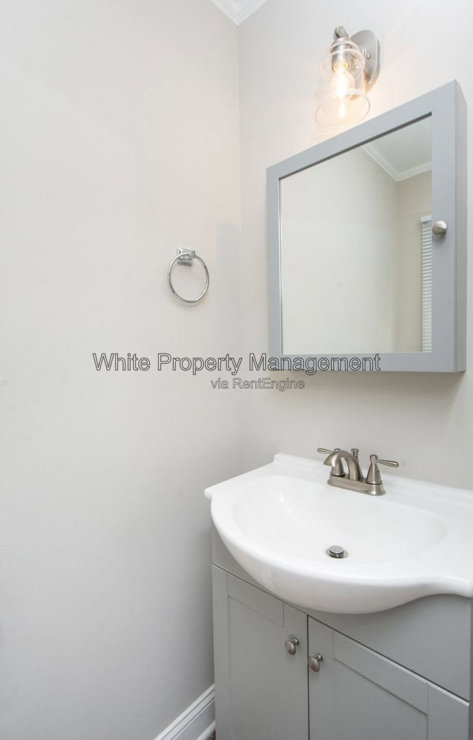 Gallery Image 18