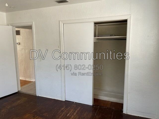Gallery Image 16