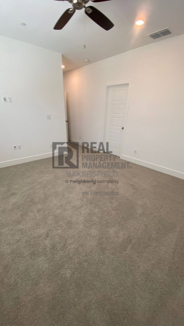 Gallery Image 21