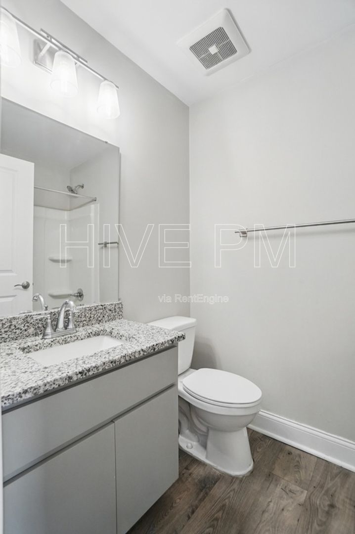 Gallery Image 15