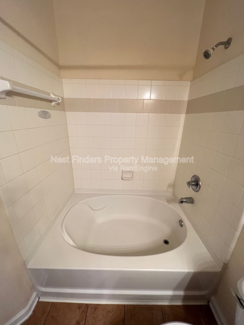 Gallery Image 14