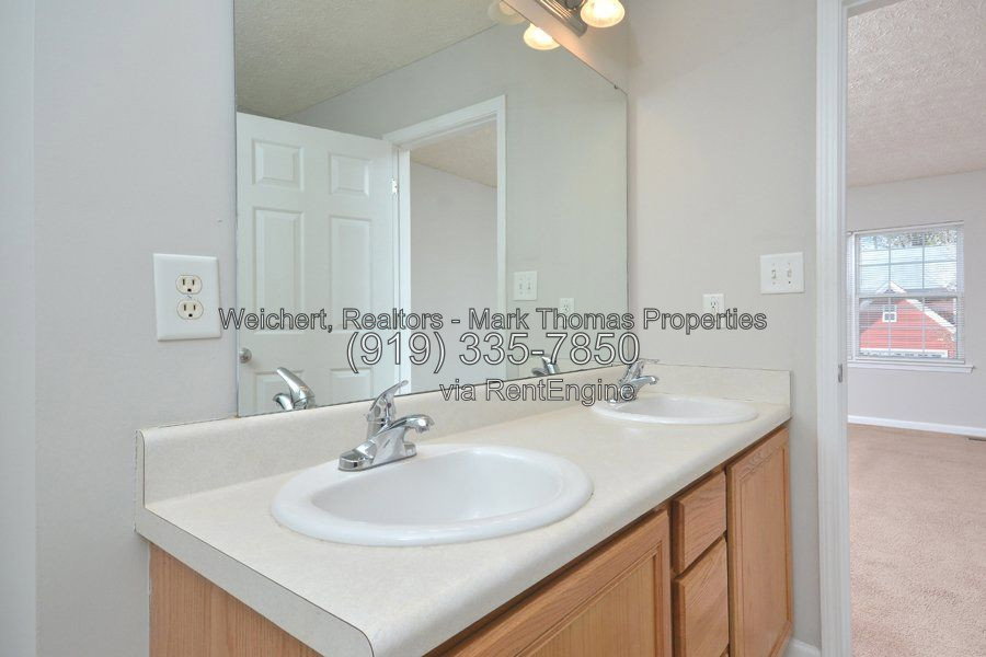 Gallery Image 20