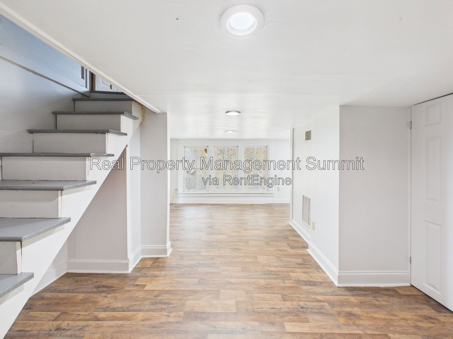Gallery Image 17