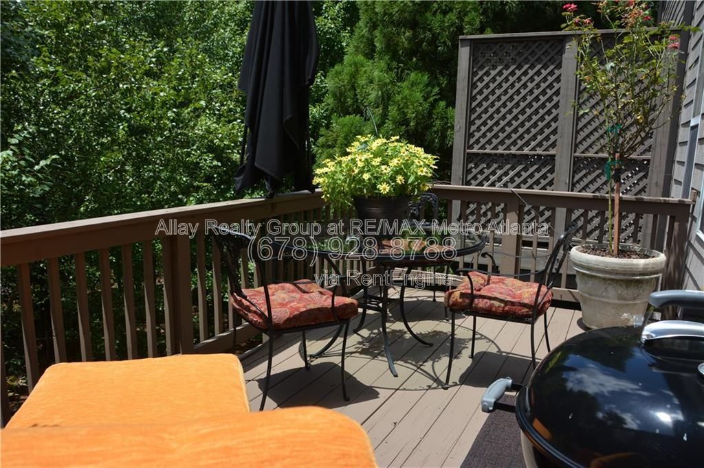 Gallery Image 18