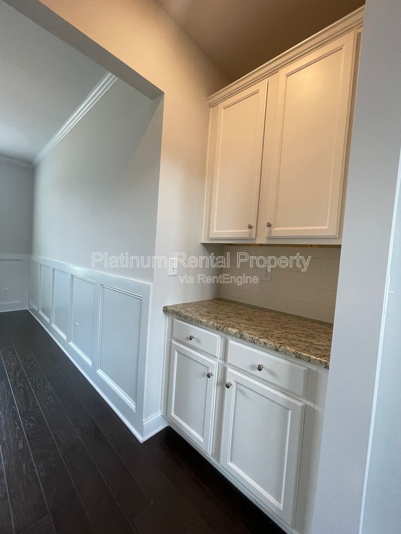 Gallery Image 28