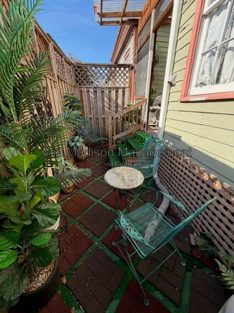 Gallery Image 37
