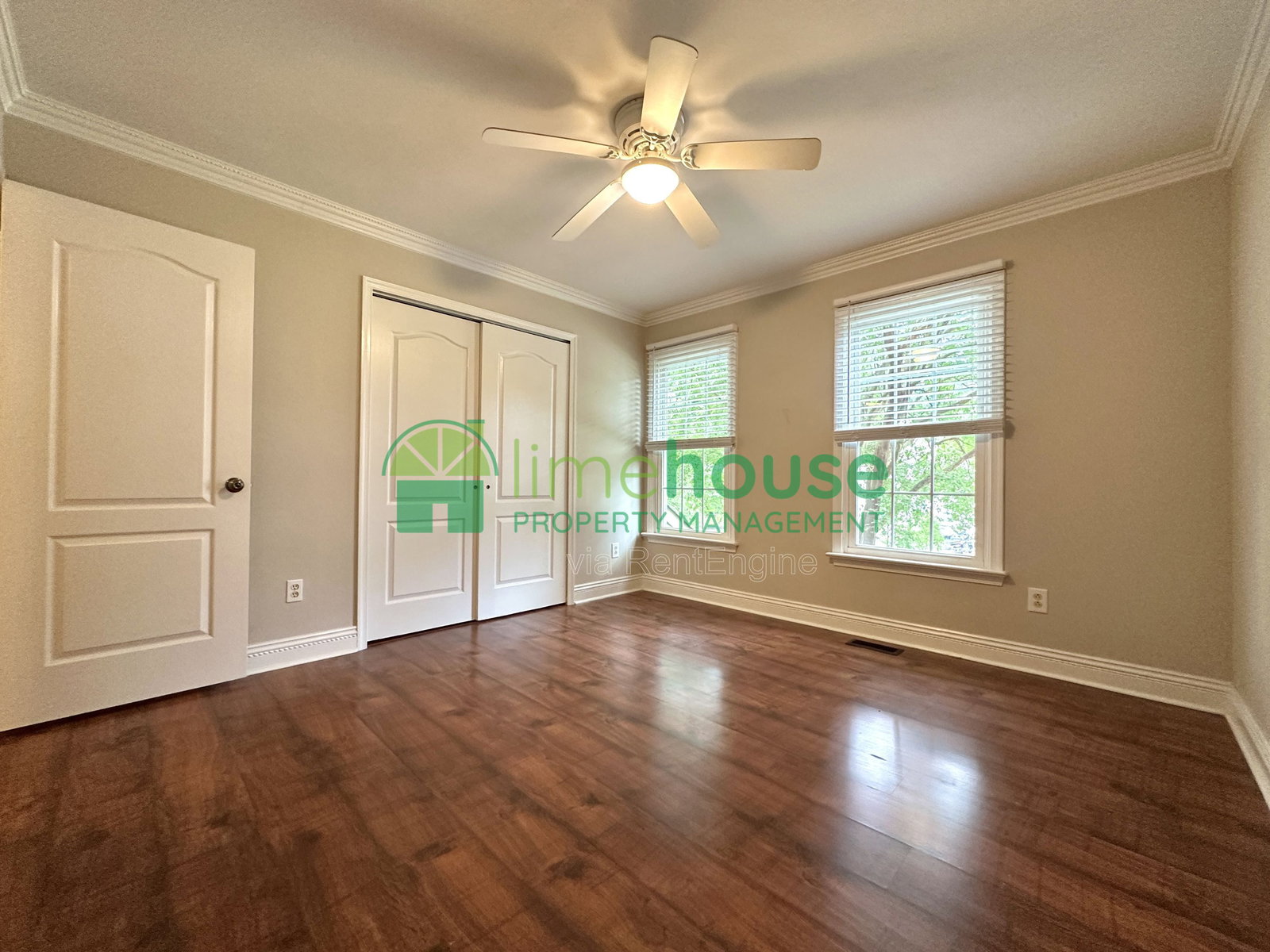 Gallery Image 17