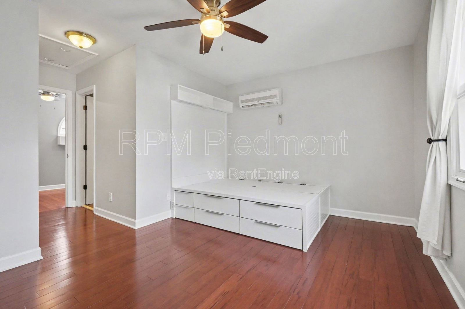 Gallery Image 19