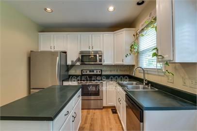 Gallery Image 14
