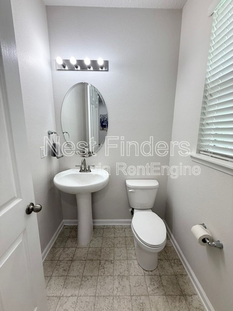Gallery Image 11