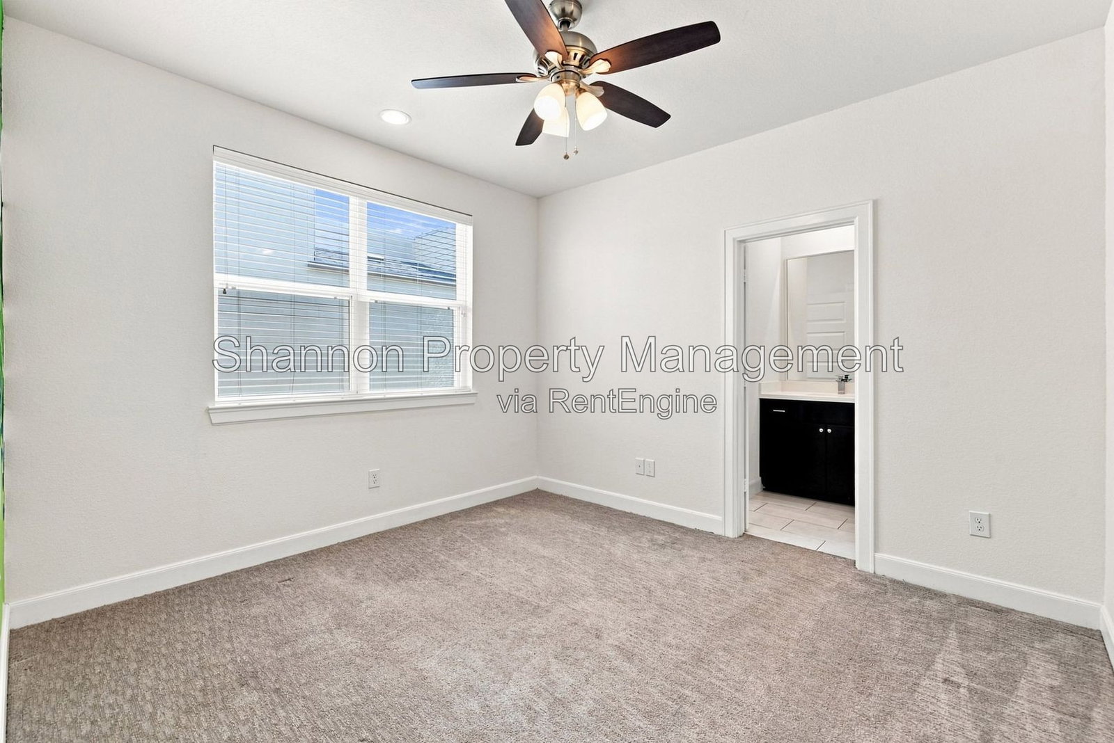 Gallery Image 33