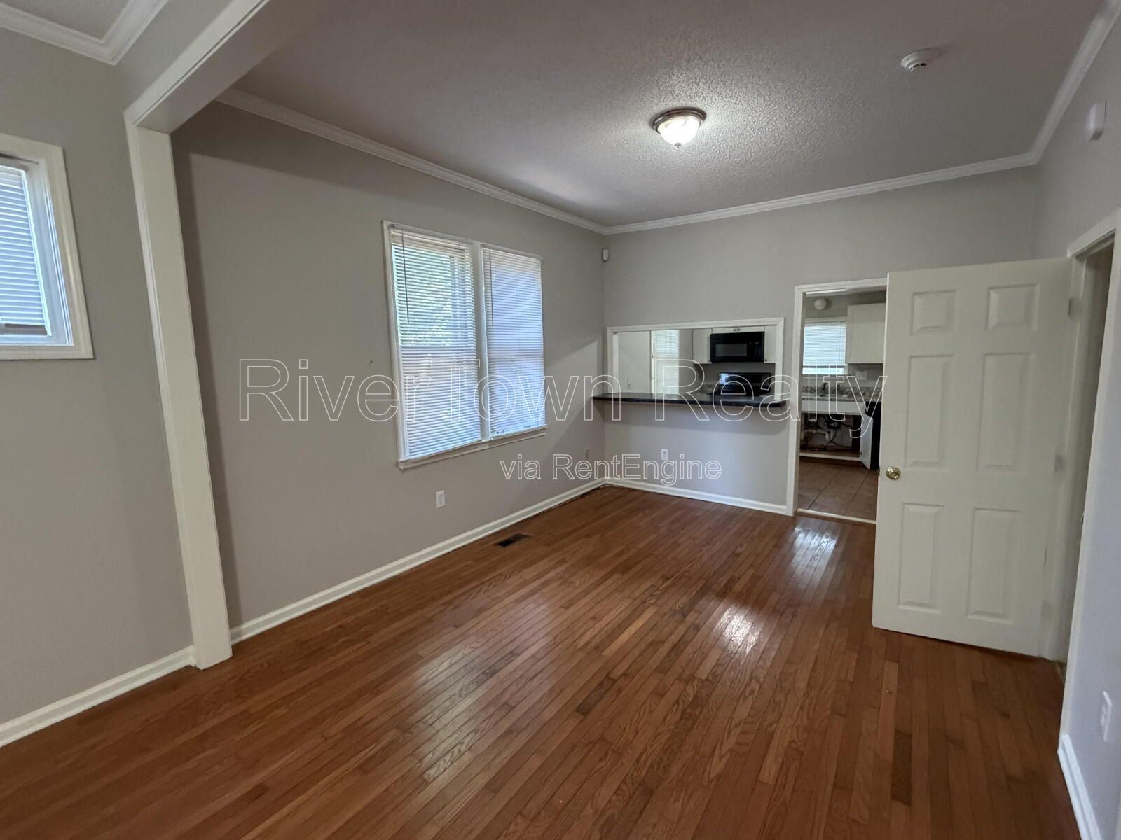 Gallery Image 16