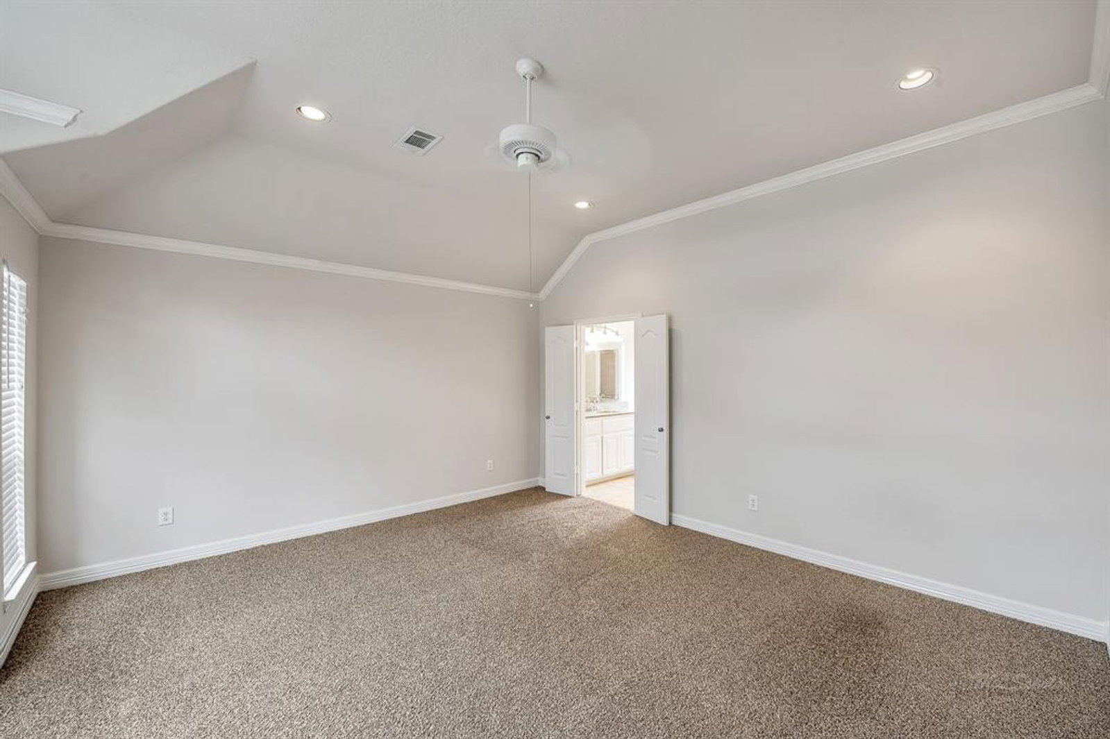 Gallery Image 20