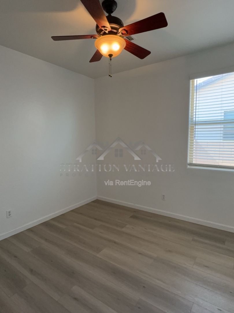 Gallery Image 18