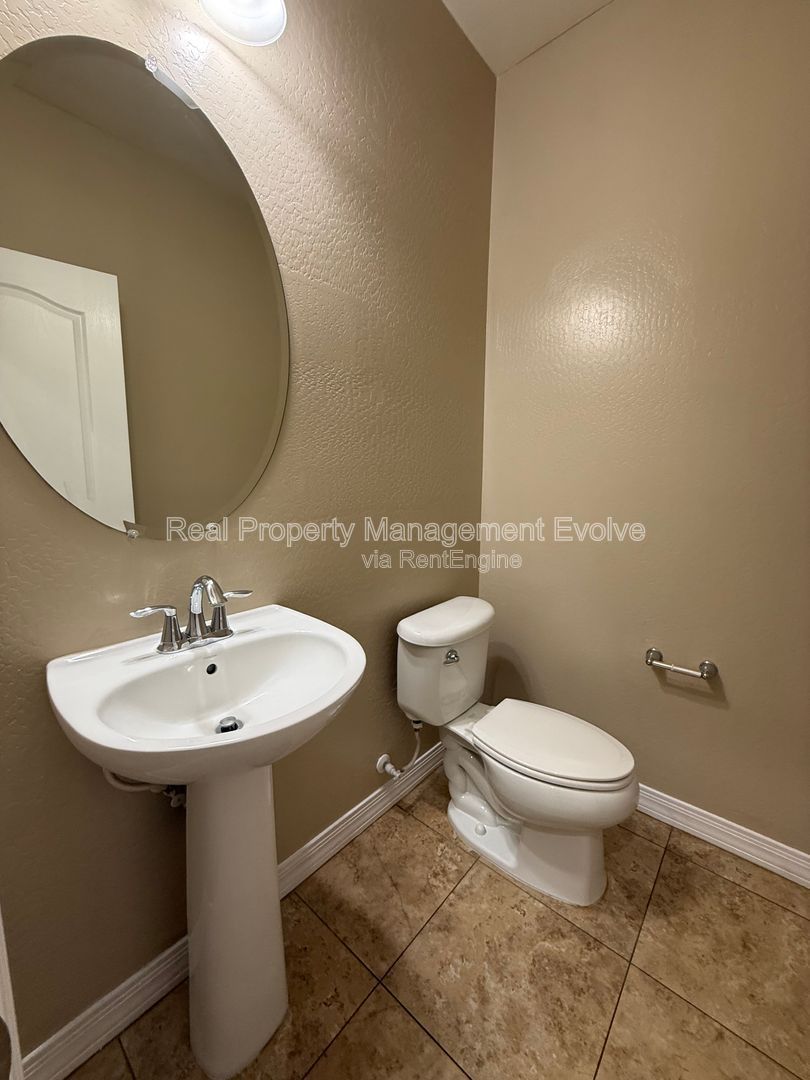 Gallery Image 11
