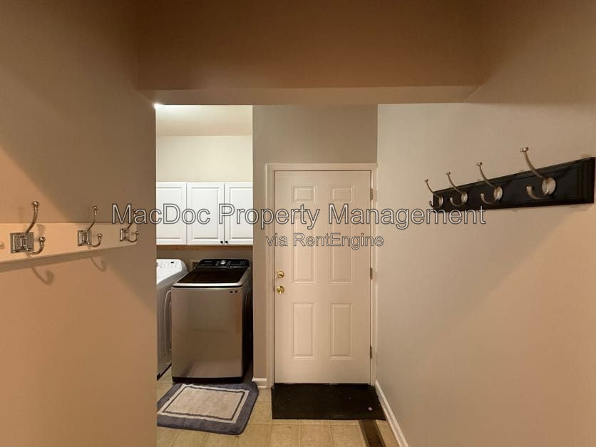 Gallery Image 16