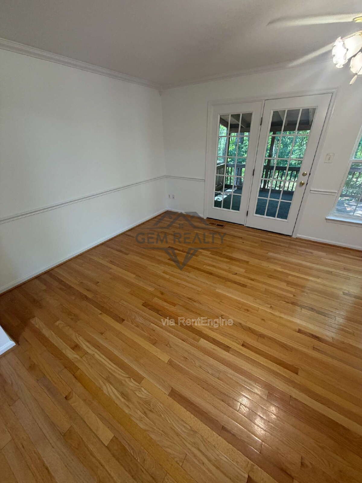 Gallery Image 19