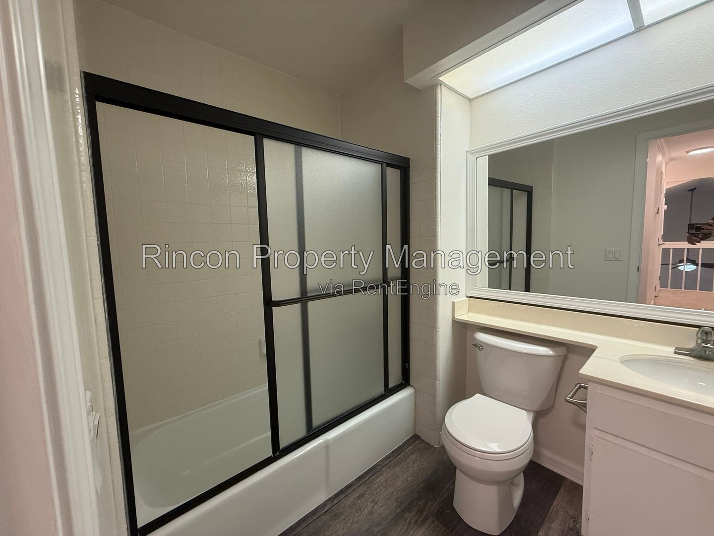Gallery Image 16