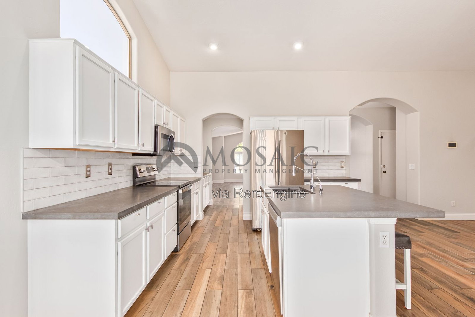 Gallery Image 13
