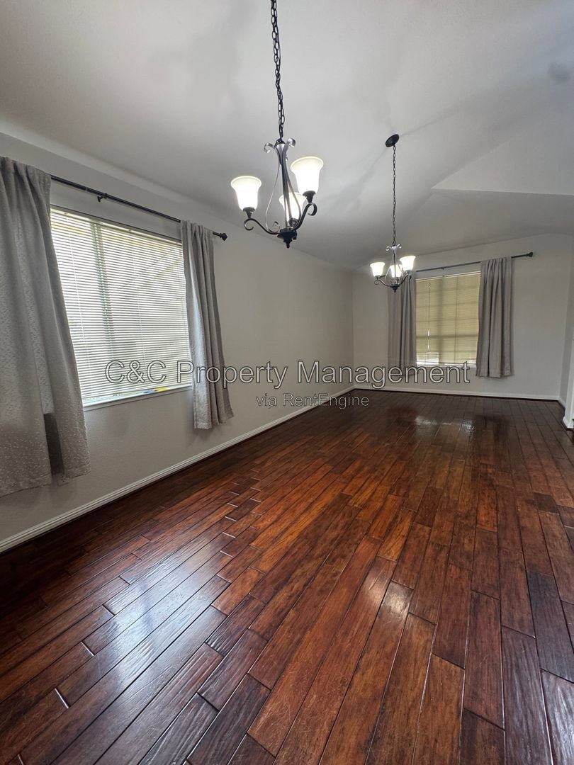 Gallery Image 6