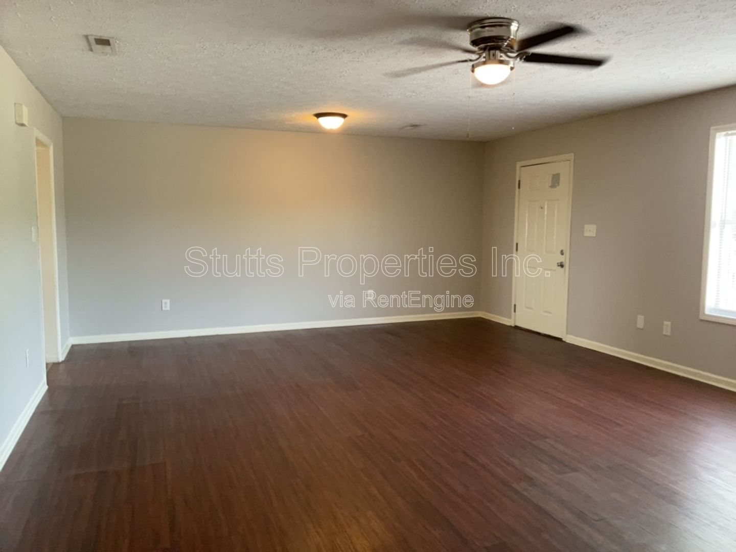Gallery Image 0