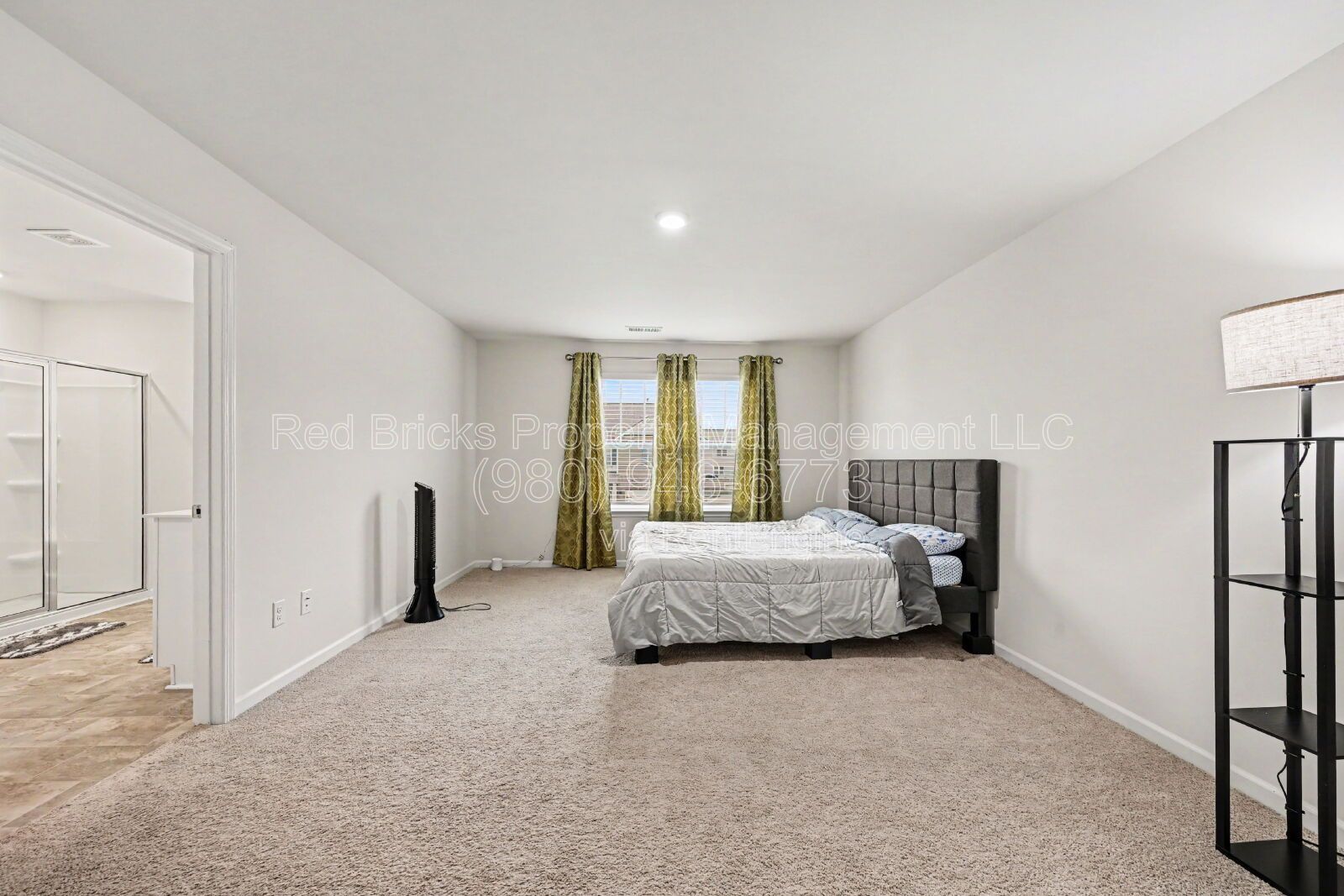 Gallery Image 17