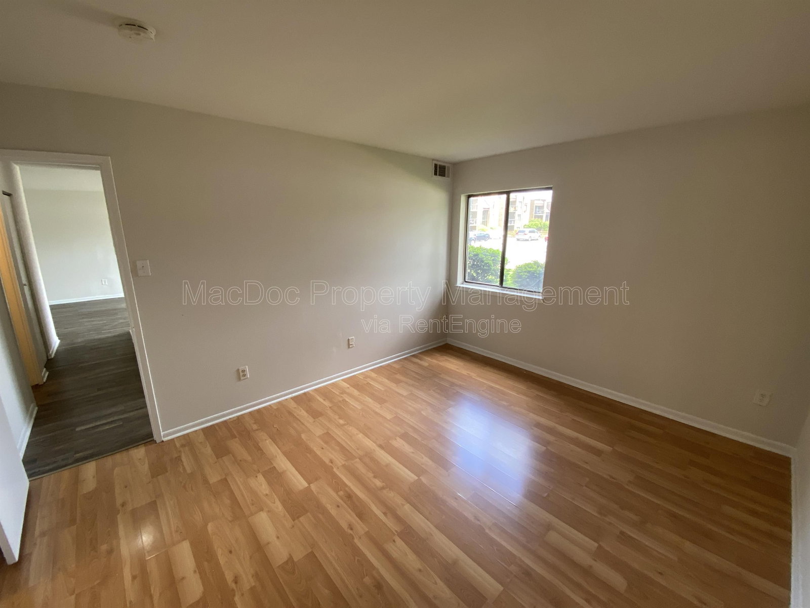 Gallery Image 37