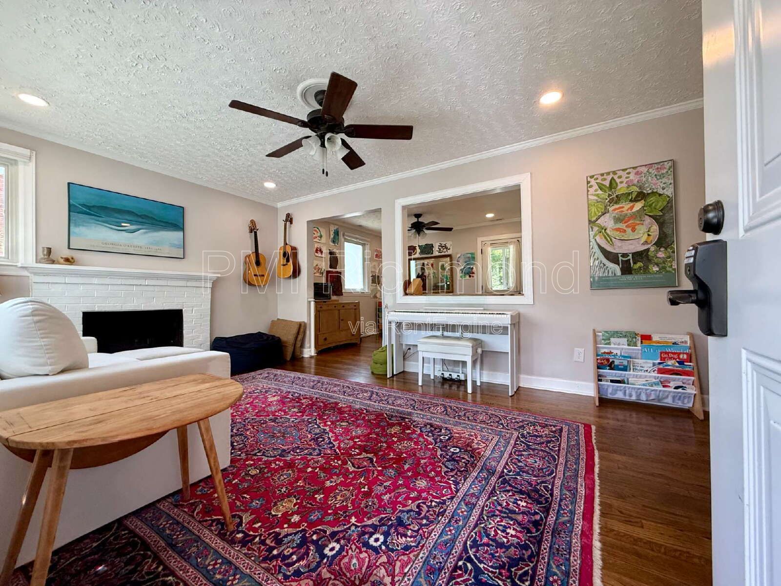 Gallery Image 8