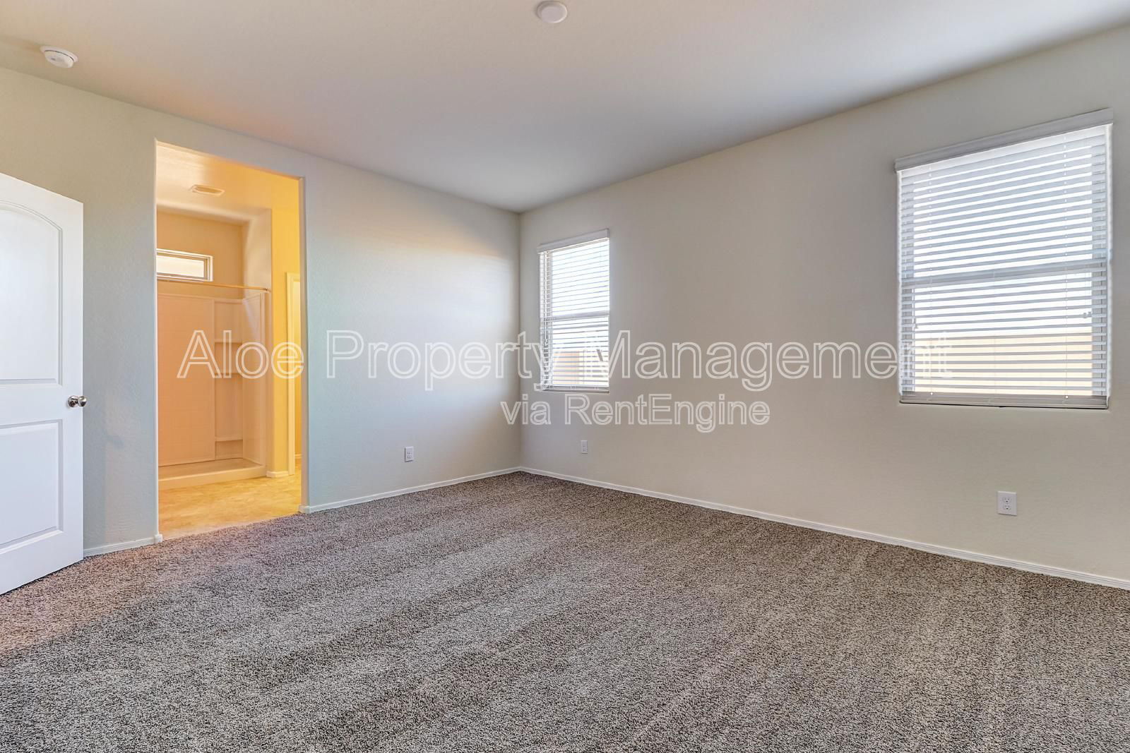 Gallery Image 18