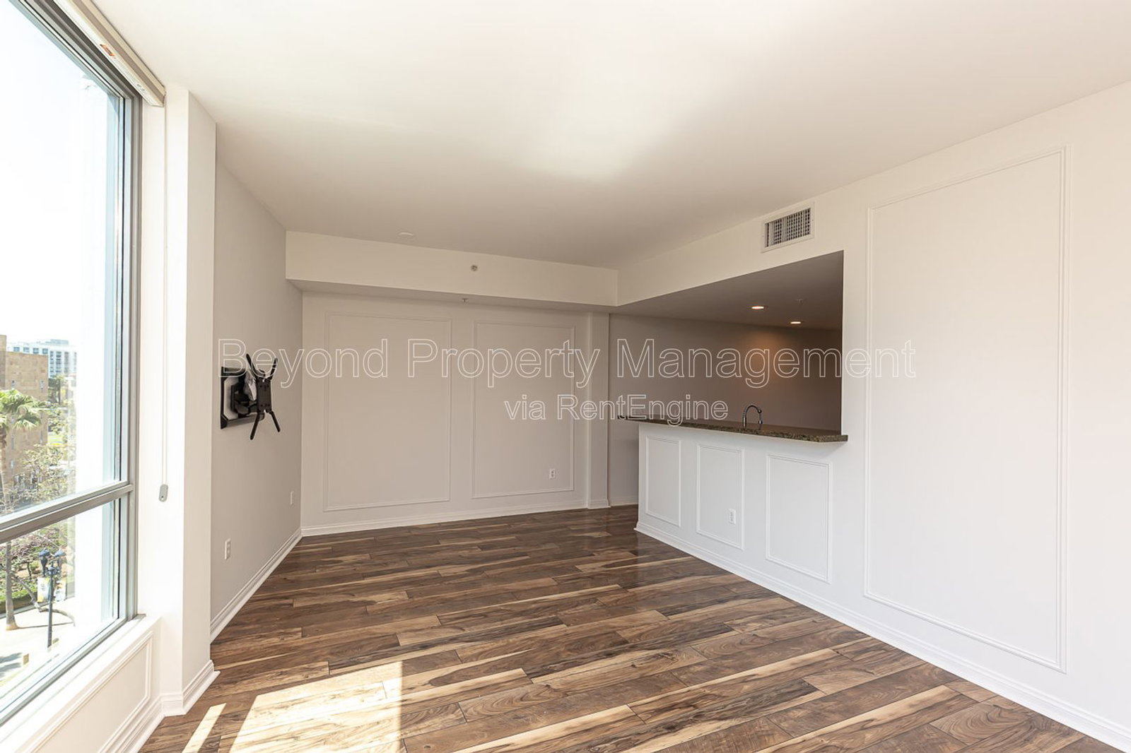 Gallery Image 18