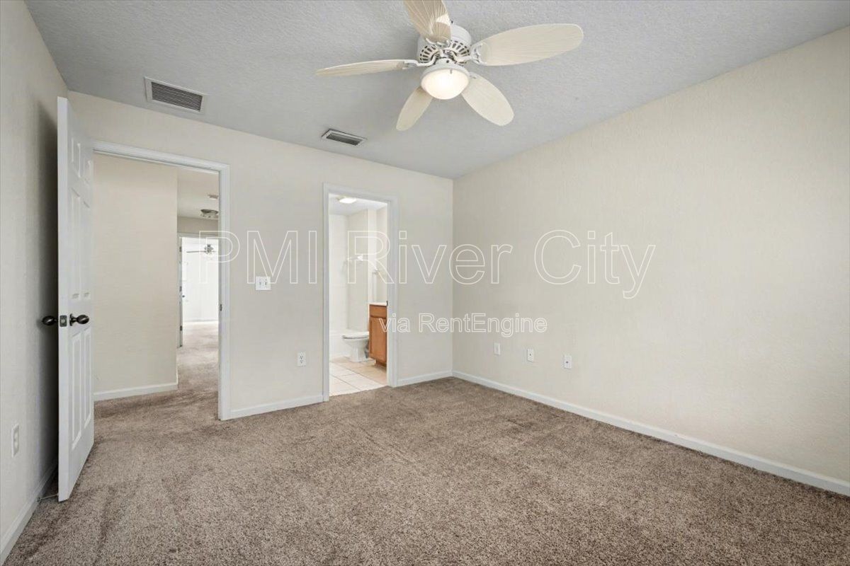 Gallery Image 26