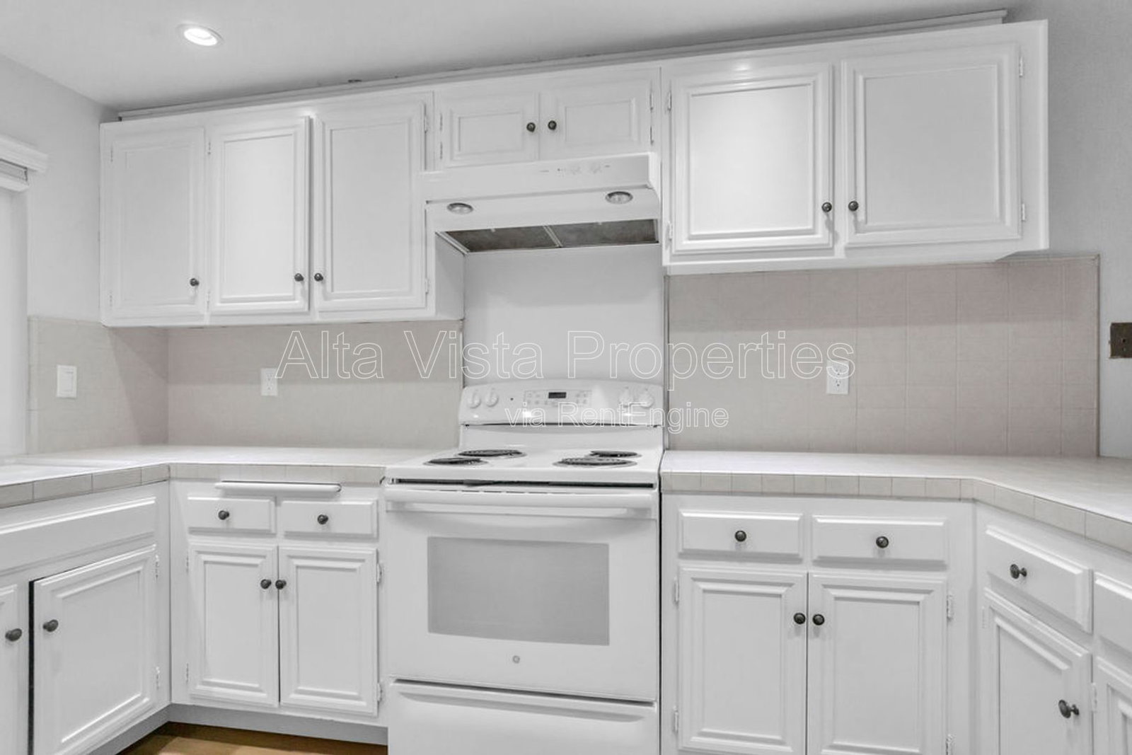 Gallery Image 16