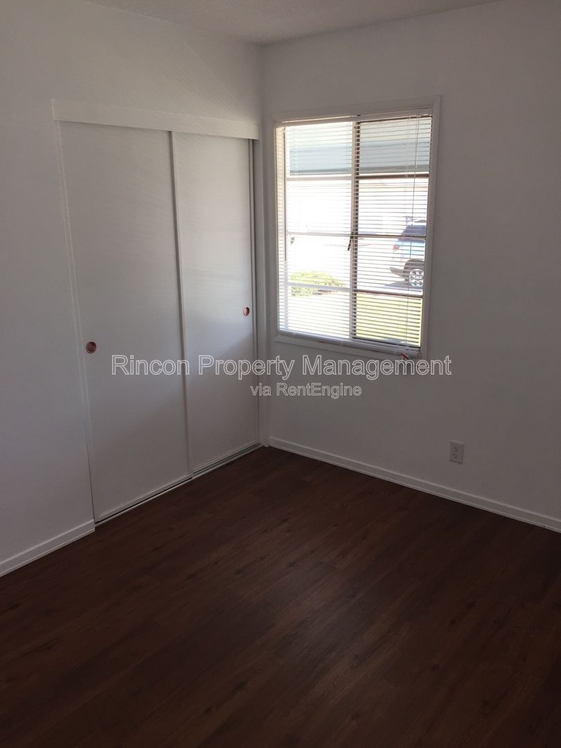 Gallery Image 13