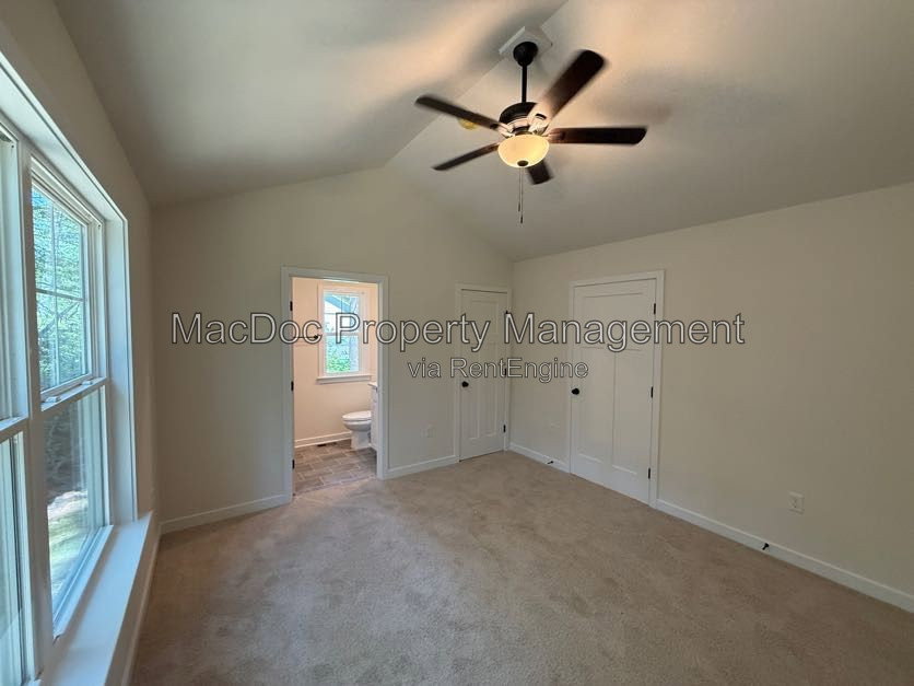 Gallery Image 29