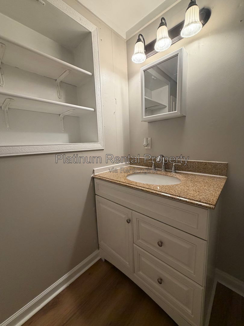 Gallery Image 18
