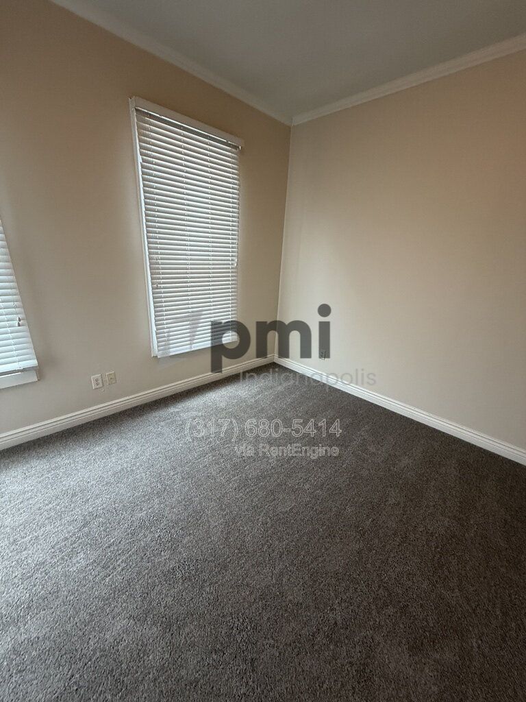 Gallery Image 32