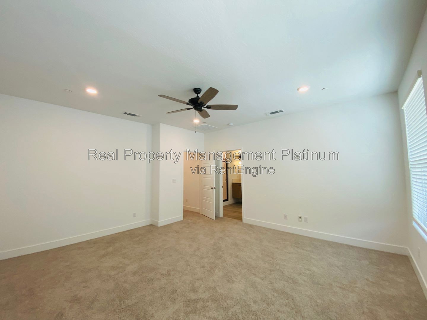 Gallery Image 22
