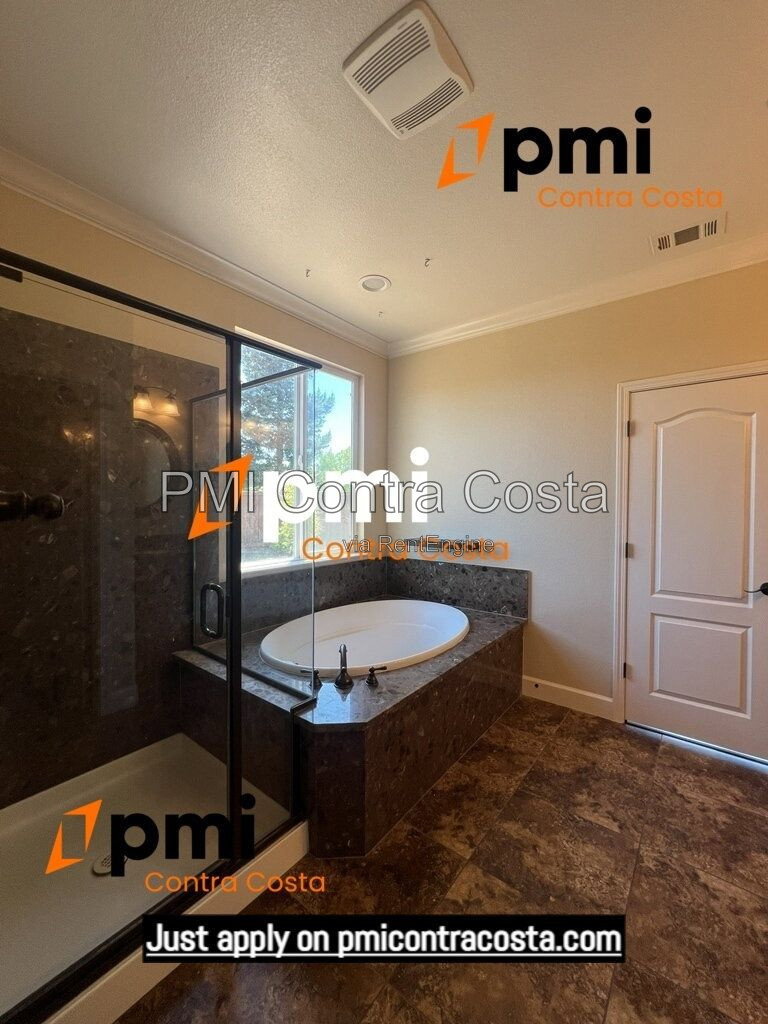 Gallery Image 25