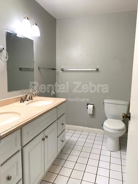 Gallery Image 16