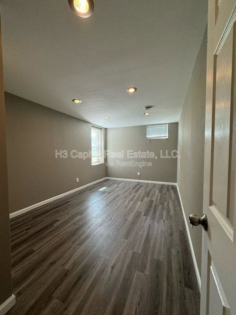 Gallery Image 32
