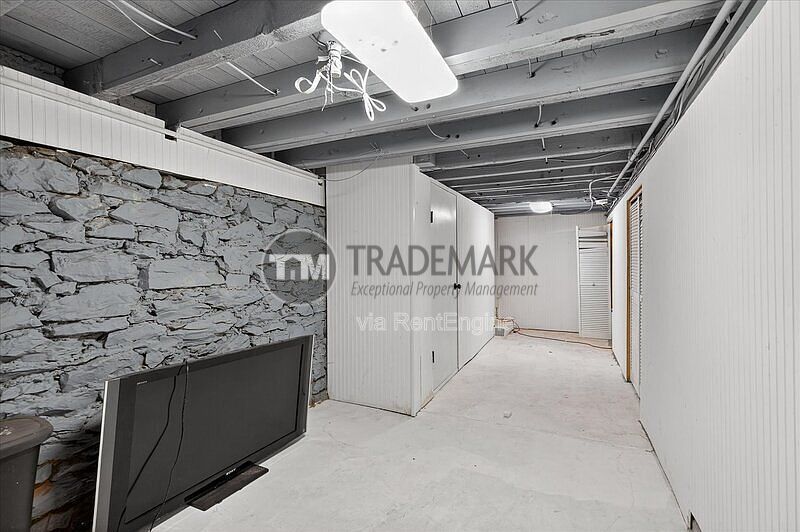 Gallery Image 23