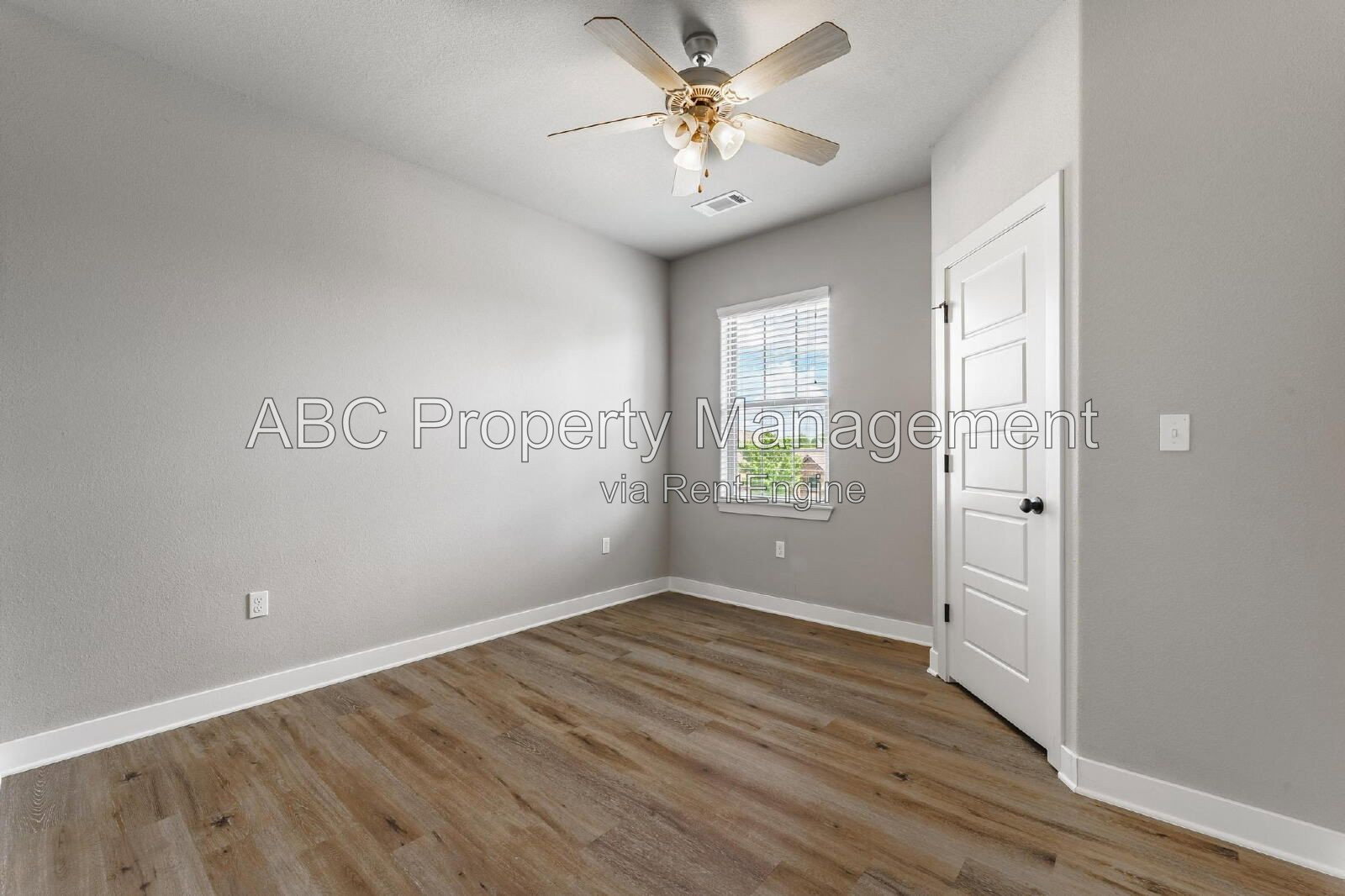 Gallery Image 17