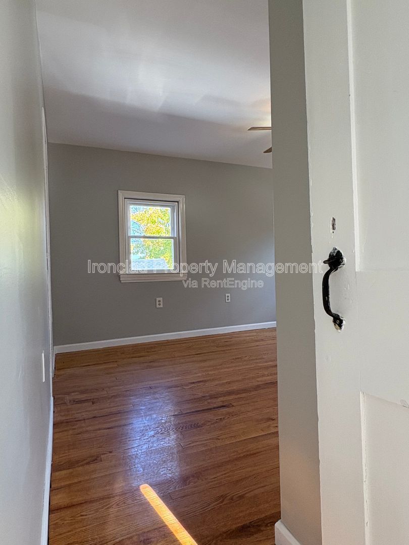 Gallery Image 10